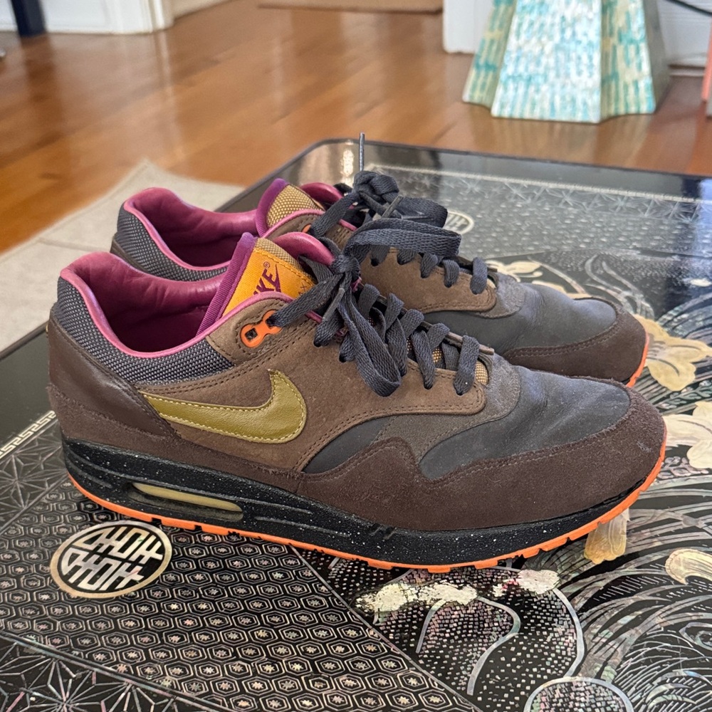 Nike Men's Airmax 1 Brown and Olive Sneakers